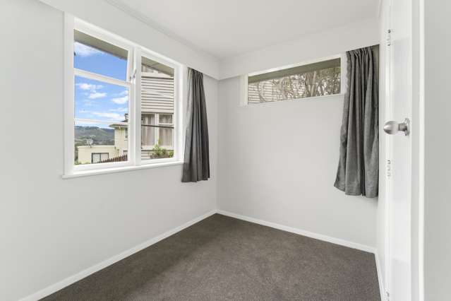 20 Greer Crescent Tawa_4