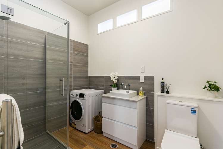 5/220 Thorndon Quay Pipitea_11