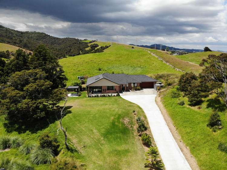 3390C Kaipara Coast Highway Glorit_4