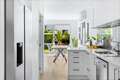 76 Bomb Point Drive_2