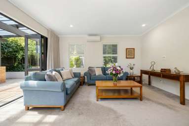 42 Greenbough Lane_2