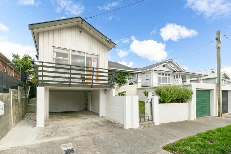 29 Palm Avenue Lyall Bay_17