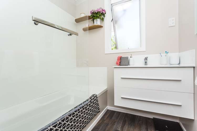 23 Koremata Street Green Island_9