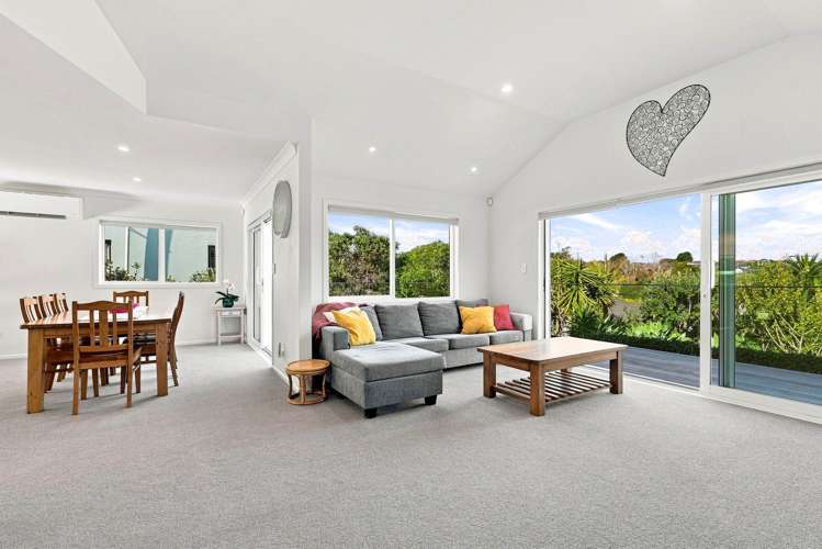 53 Regency Park Drive Gulf Harbour_13