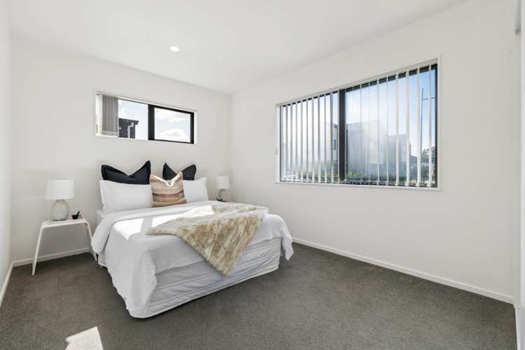 71 Black Beech Crescent Takanini_7