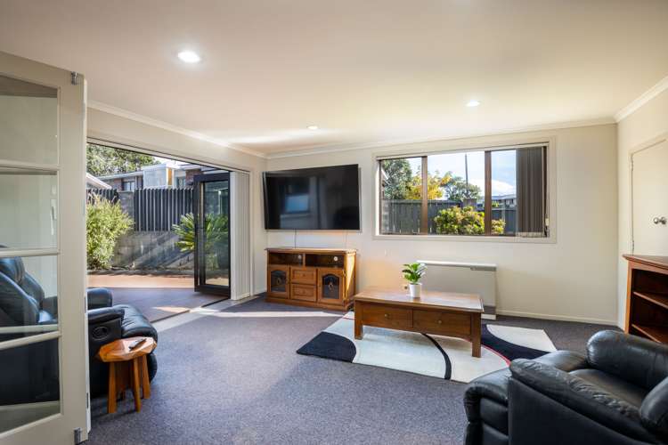 38 Trelawney Crescent Westown_10