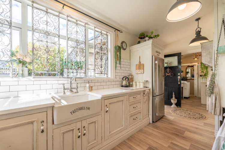 55 Rathmore Street West End_10