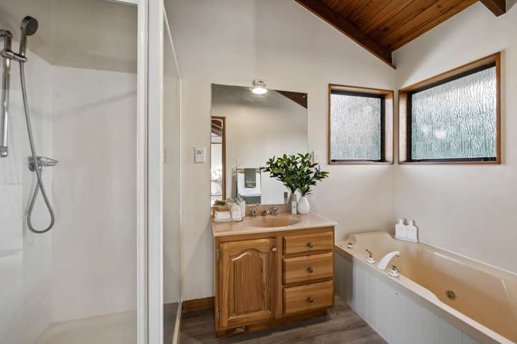 1/20A Old Lake Road Devonport_17