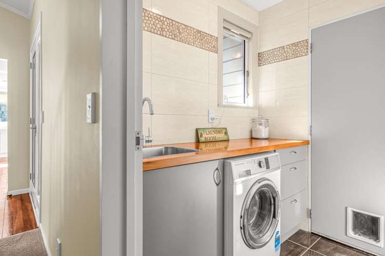 2 Hillplough Heights Richmond_23