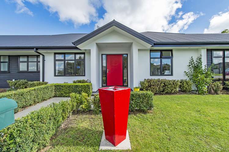 1 Leonie Lane West Melton_14