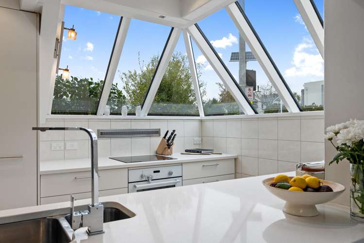 96 Rossall Street Merivale_10