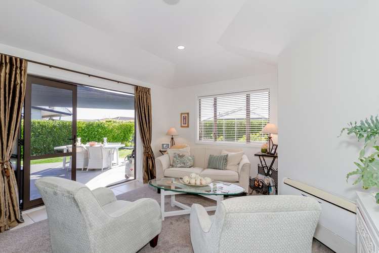 8 Pacific Avenue Poraiti_7