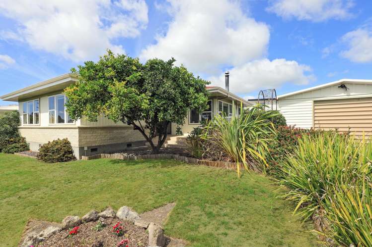 48 Trigg Crescent Taradale_13