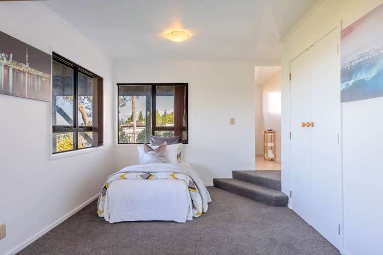 19 Waimana Avenue Northcote Point_19