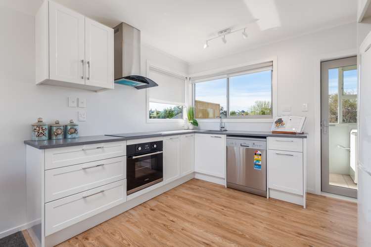 1/941 Whangaparaoa Road Manly_10