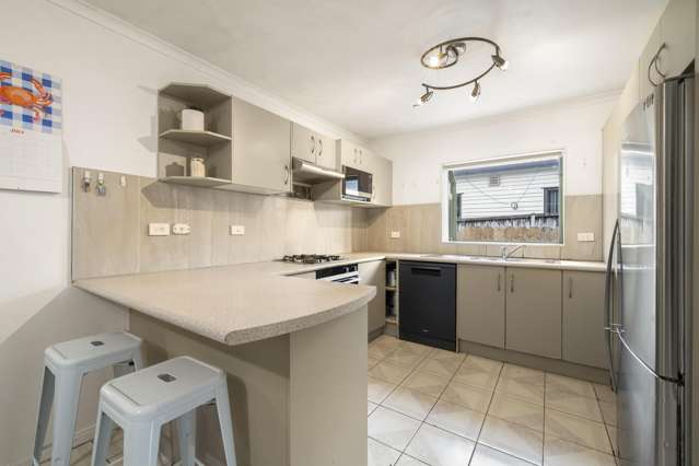 16 Atkinson Avenue Papatoetoe_4