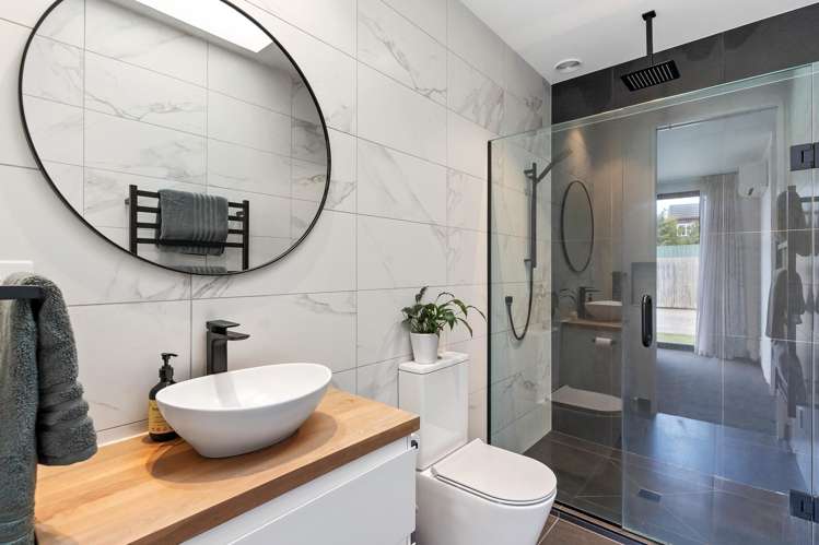 442A West Coast Road Glen Eden_19