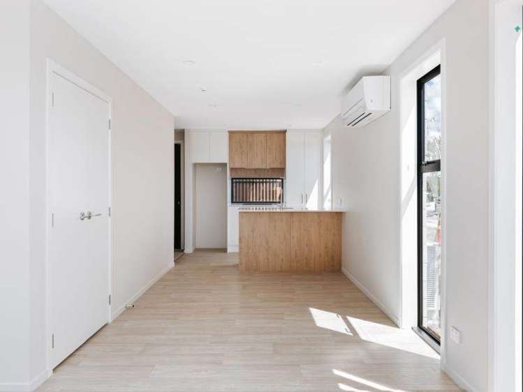 3/1460 Cameron Road Greerton_3