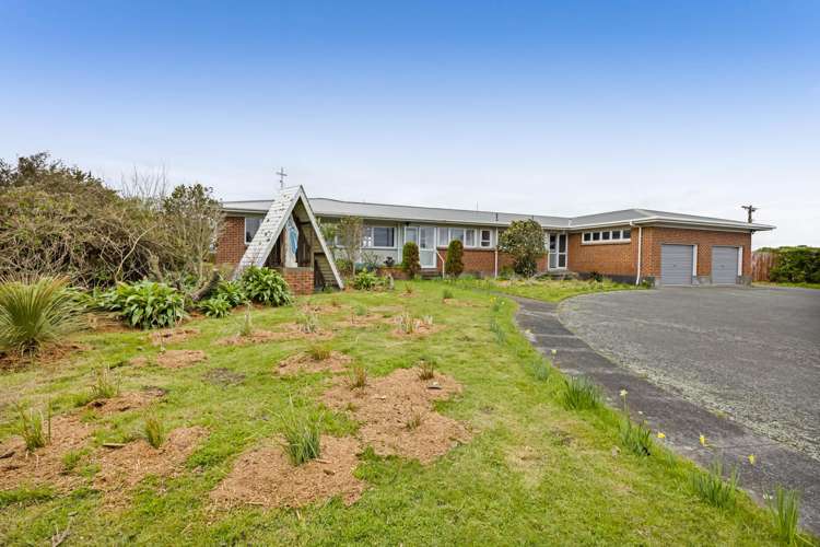 33 Whitcombe Road Opunake_25