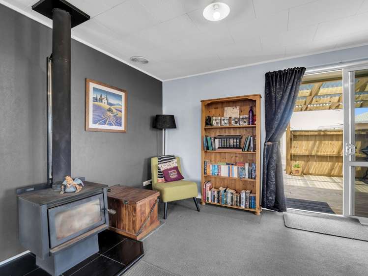 23 Matakane Street Waitarere Beach_15