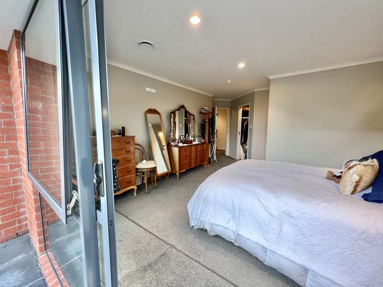 89 Layard Street Windsor_14