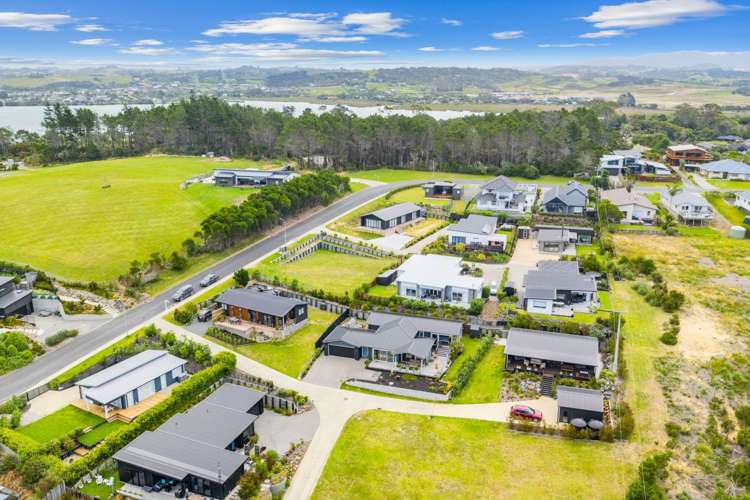 3 Shipwreck Way Mangawhai Heads_53