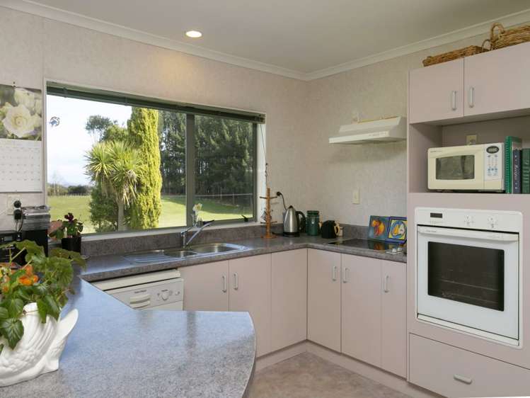 766 Whangamata Road Kinloch_6