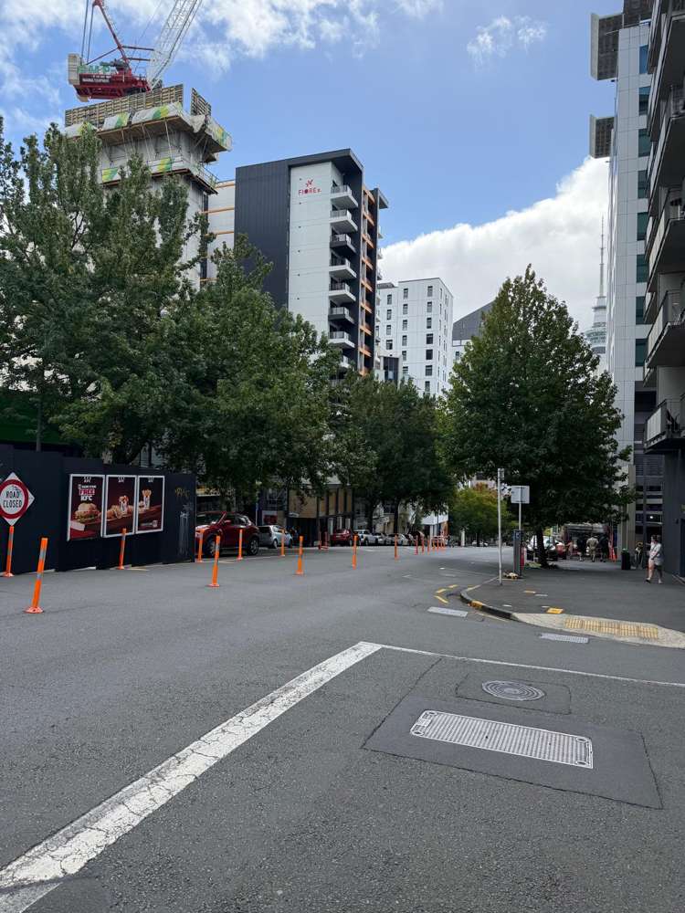 GC/82 Wakefield Street City Centre_11