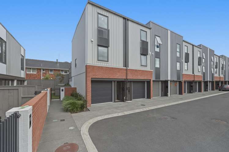 25/124 Taylors Road Mount Albert_21