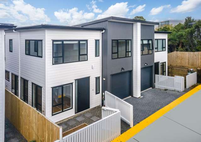 43D Mirrabooka Avenue