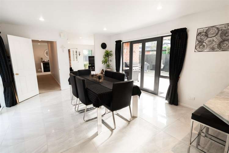 26a Crofton Road Harewood_5