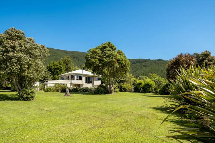 745 Kenepuru Road Mahau Sound_28