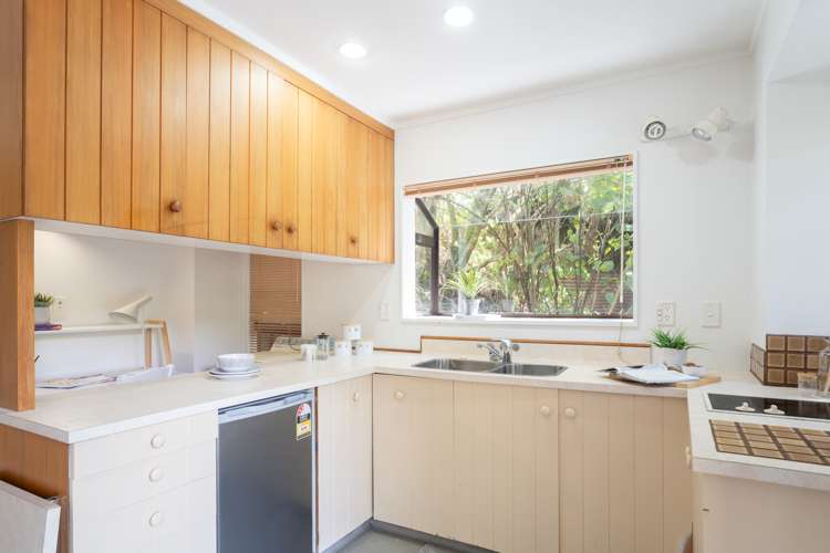 18 Roys Road Plimmerton_15