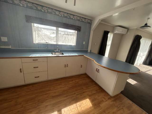 15A Lewis Street 1071_2