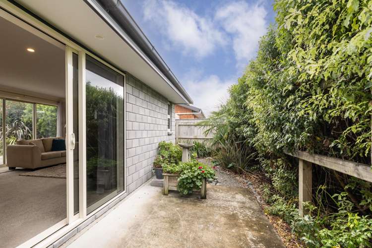 4a Read Crescent Clive_10