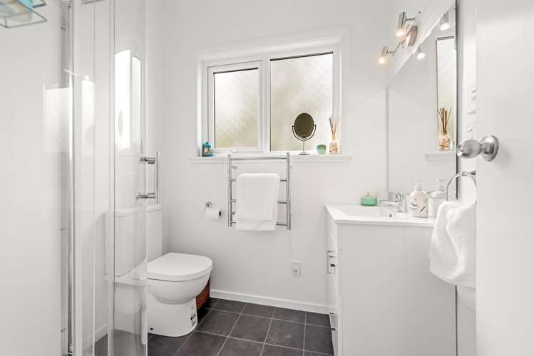 1/78 Naenae Road Naenae_8