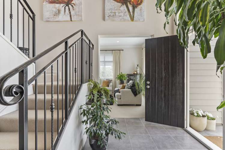 99 Pine Harbour Parade Beachlands_1