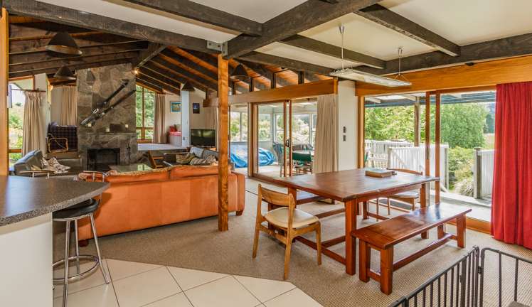 67 State Highway 49 Ohakune_5