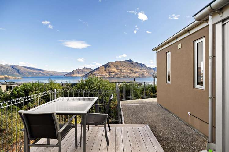5 Vancouver Drive Queenstown_28