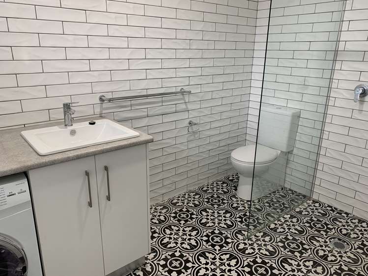 1/95 Broadway Street Junee_5