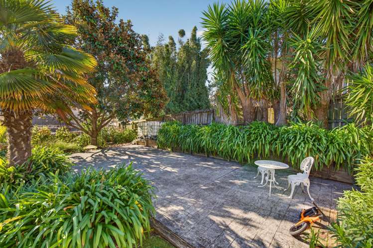 2/7 Pomelo Road Te Atatu South_15