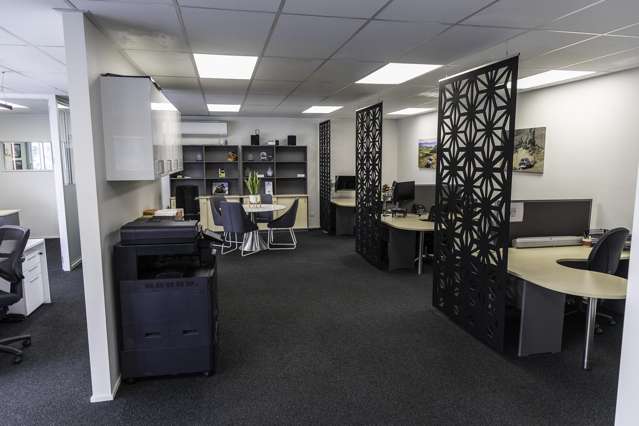 206 Ferry Road Waltham_4