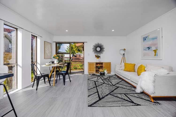 2/29 Trentham Road_3