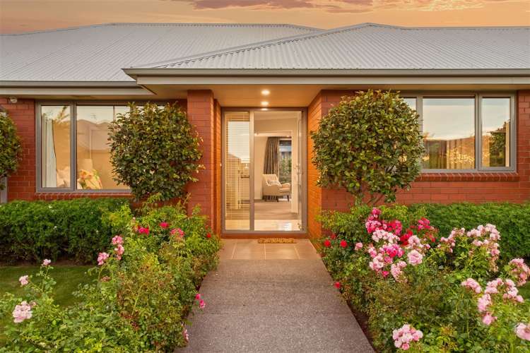 21 Somerville Crescent Aidanfield_12