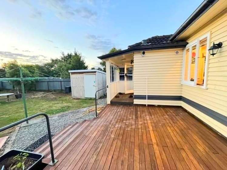 20 Ihle Street Terrace End_13