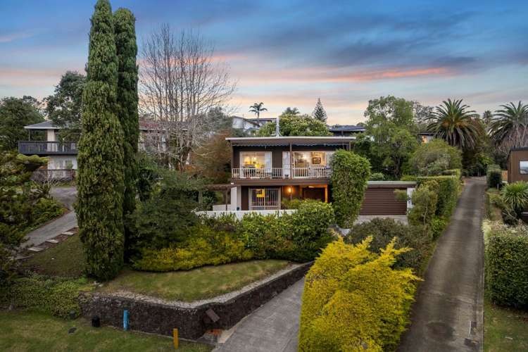 18 Surville Place Mairangi Bay_33