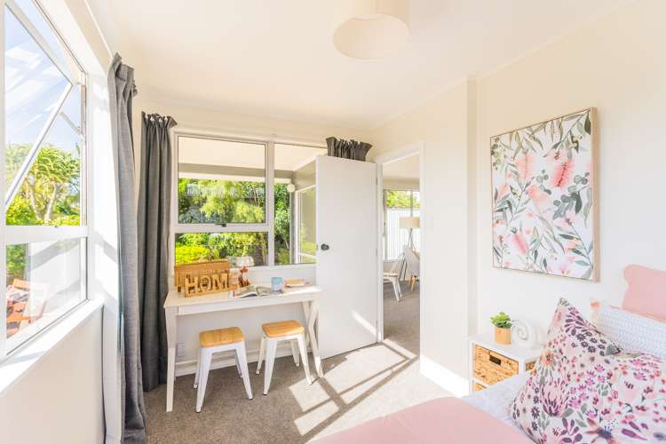 7 Graham Grove Waikanae_9