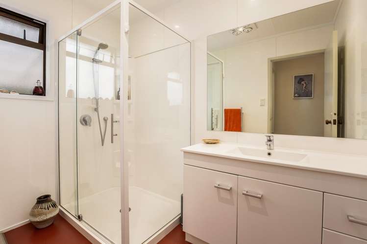 93 Leeward Drive Whitby_22