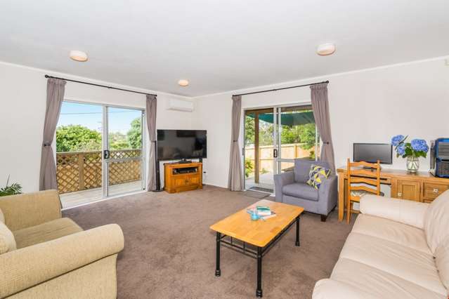 2/223 Rangatira Road Beach Haven_3