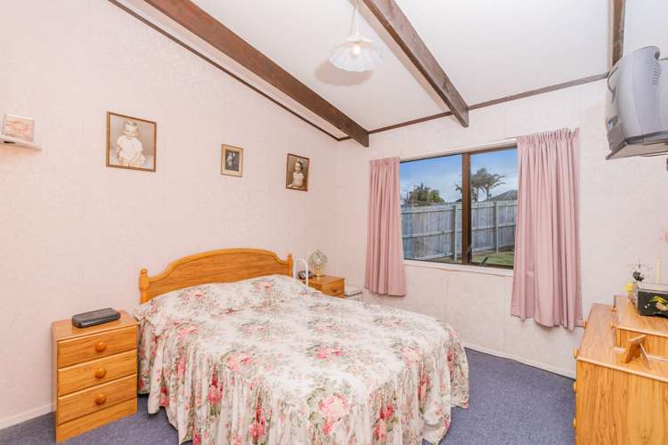 1/65 Tirimoana Road Te Atatu South_12